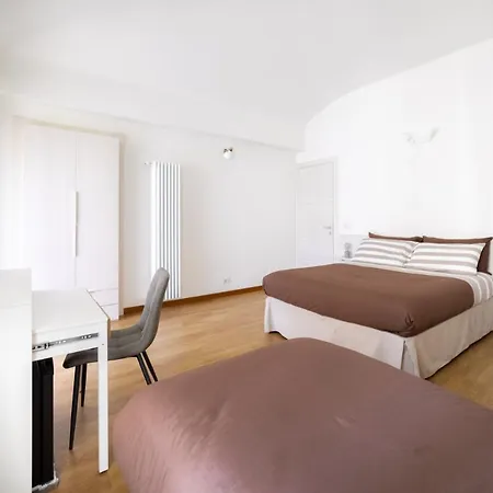 To.sta Bwithoutb Sharing Nel Centro Di Affittacamere Torino