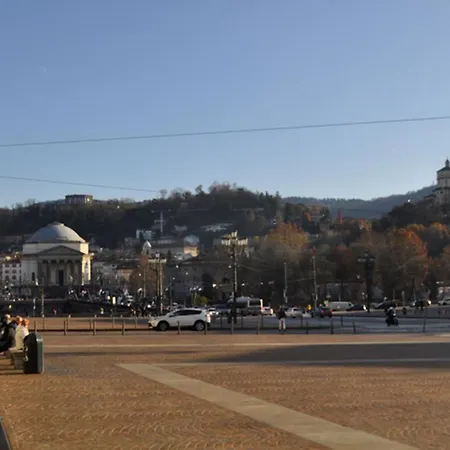 To.sta Bwithoutb Sharing Nel Centro Di * Torino