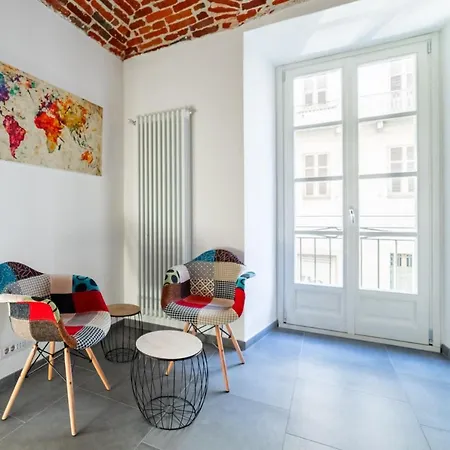 To.sta Bwithoutb Sharing Nel Centro Di Torino