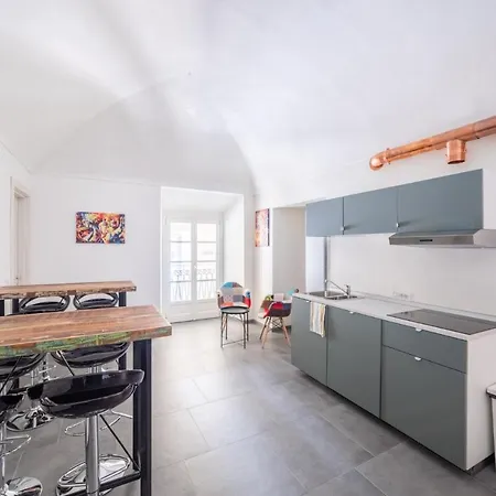 Πανσιόν To.sta Bwithoutb Sharing Nel Centro Di *