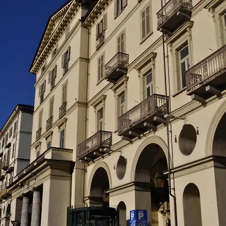 Πανσιόν To.sta Bwithoutb Sharing Nel Centro Di *